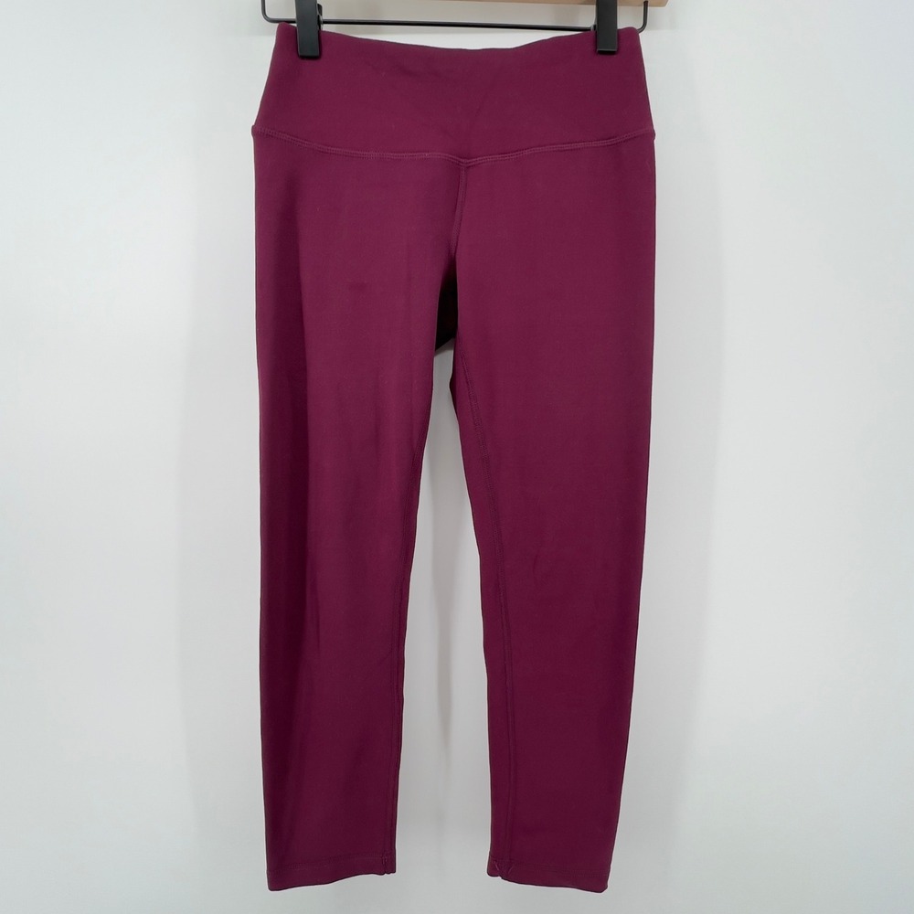 Yogalicious Women XS Mid-Rise Capri‎ Legging Maroon Stretch Athleisure Yoga Gym